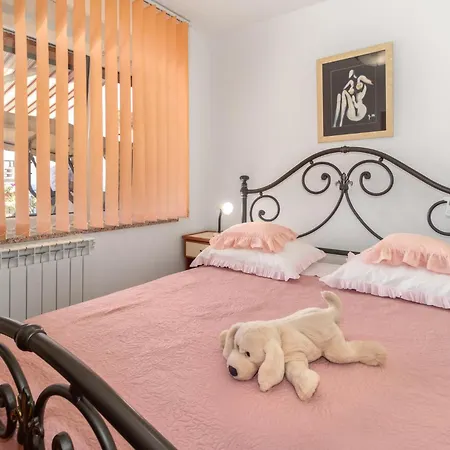 Awesome In With Wifi * Kostrena